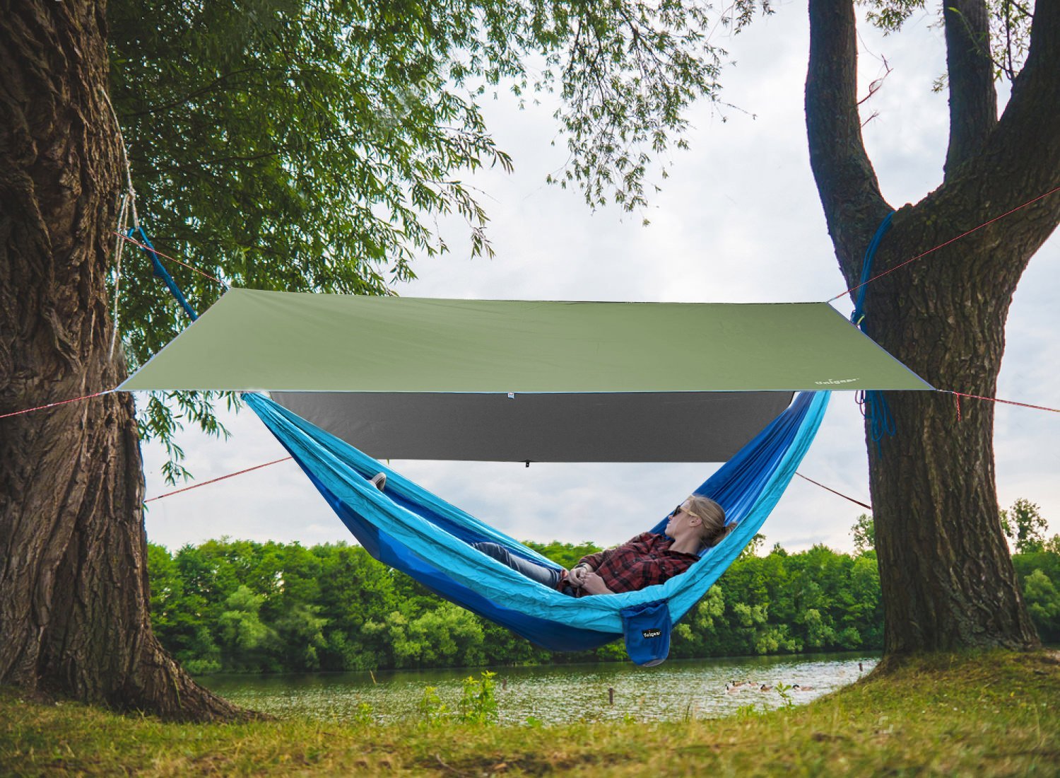 Rainproof Camping Hammock and Tent Tarp Shelter
